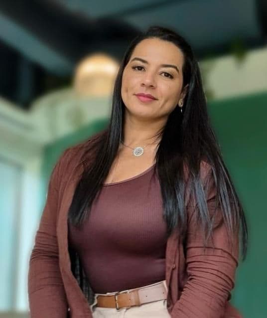 Fernanda Célia de Souza